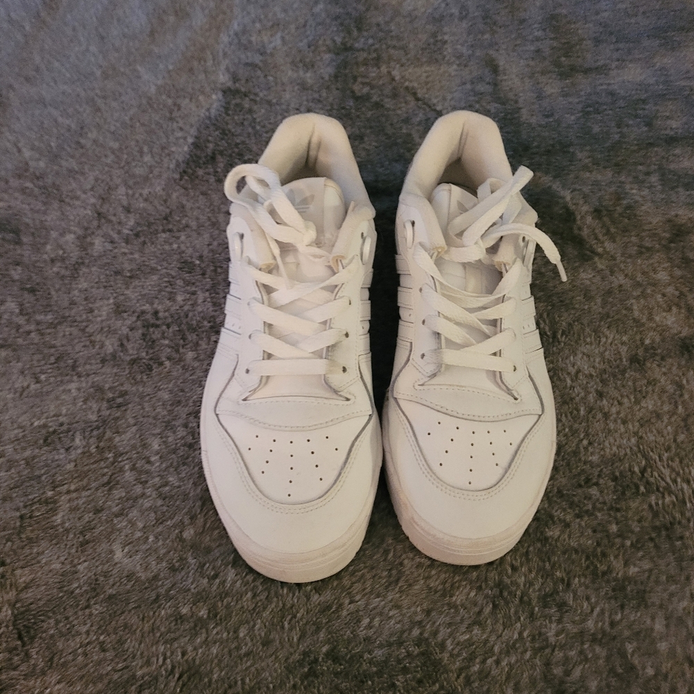 adidas Originals Rivalry Low Size 8.5 - Picture 2 of 10